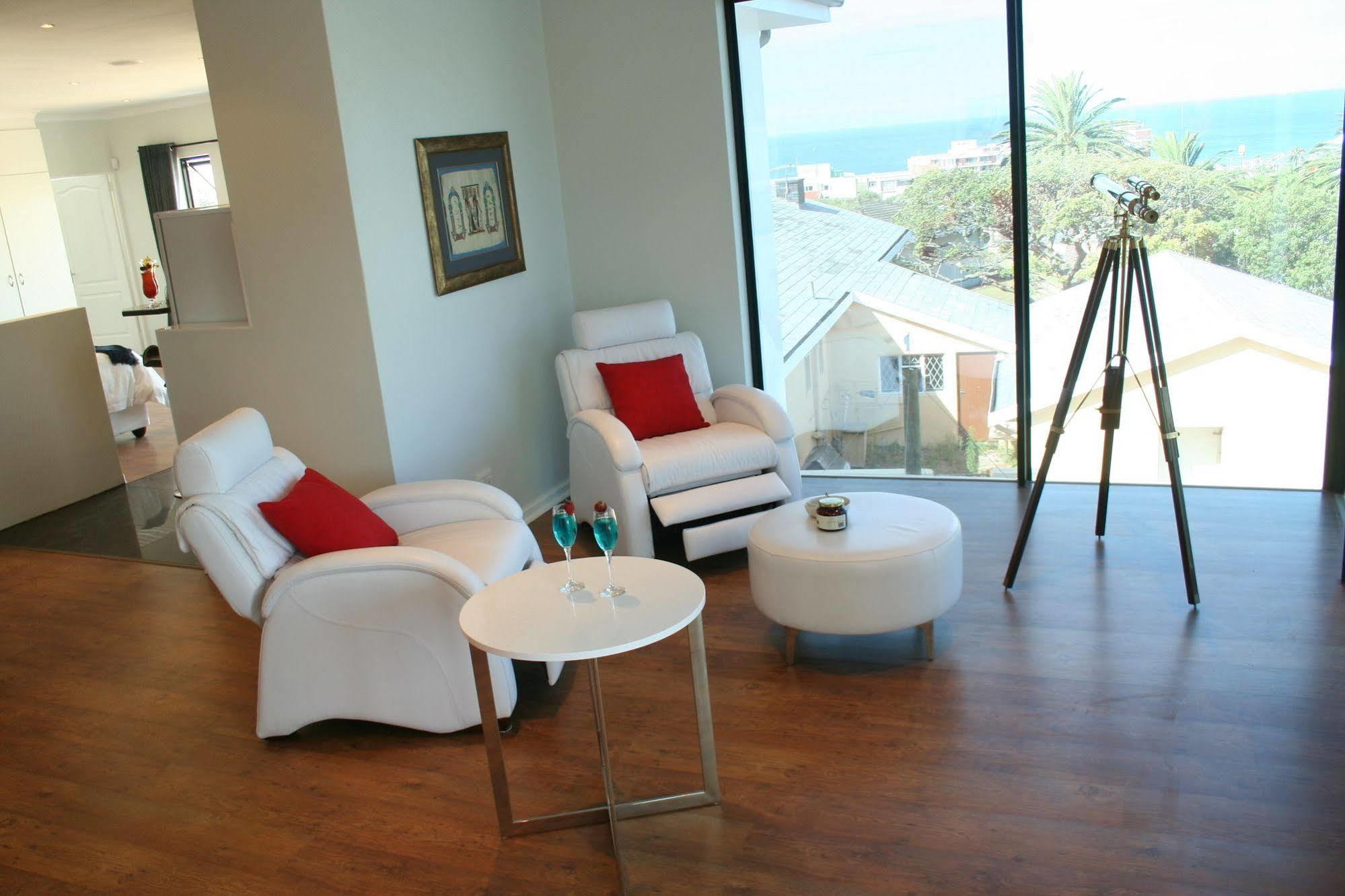 Ahoy Boutique Guest House Port Elizabeth Eksteriør bilde